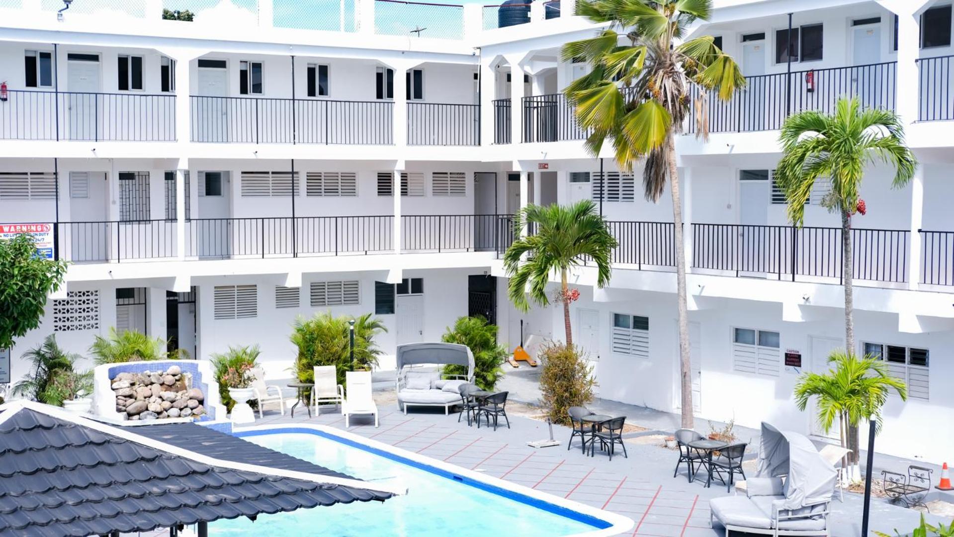 Golfview Hotel マンデビル エクステリア 写真