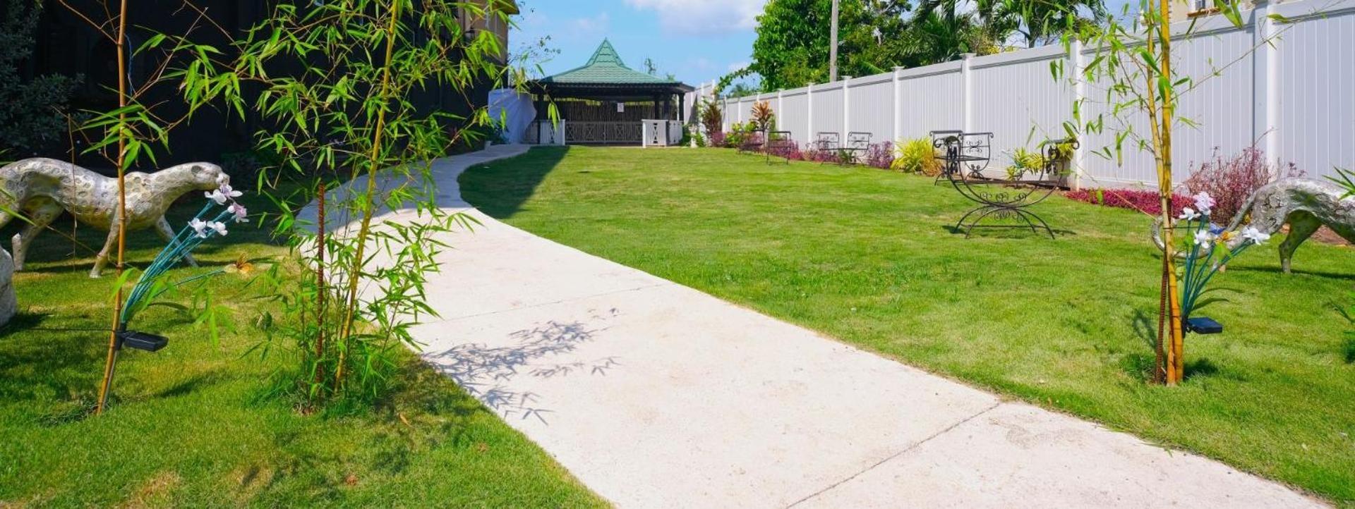Golfview Hotel マンデビル エクステリア 写真